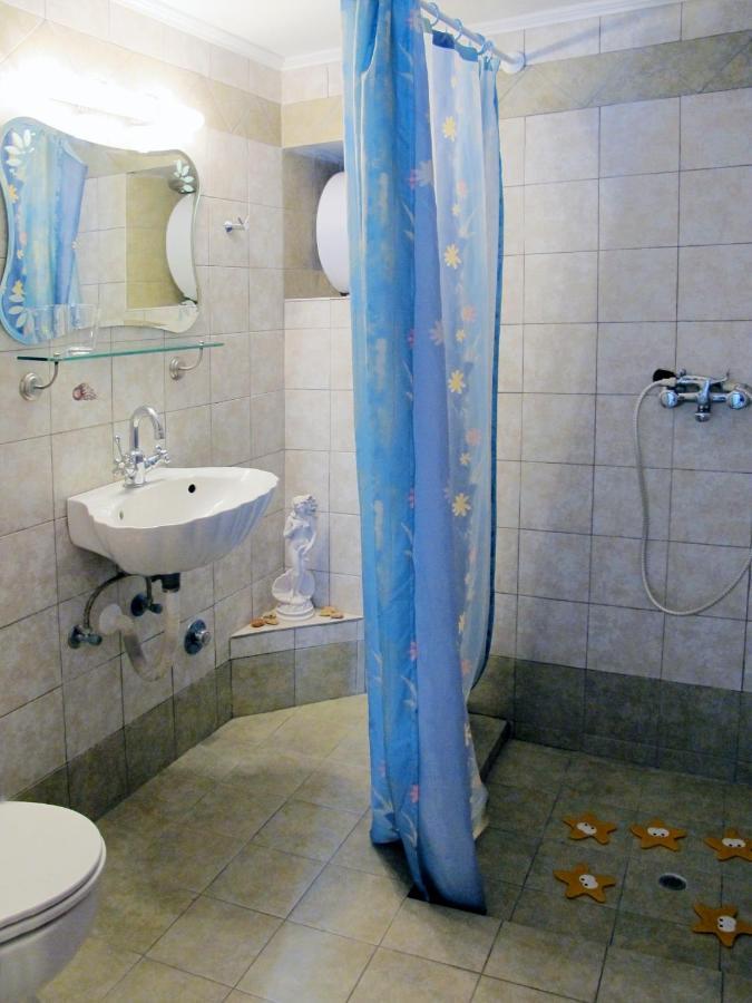Triovasálos Pepi'S Rooms מראה חיצוני תמונה