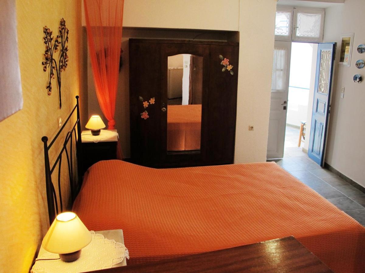 Triovasálos Pepi'S Rooms מראה חיצוני תמונה