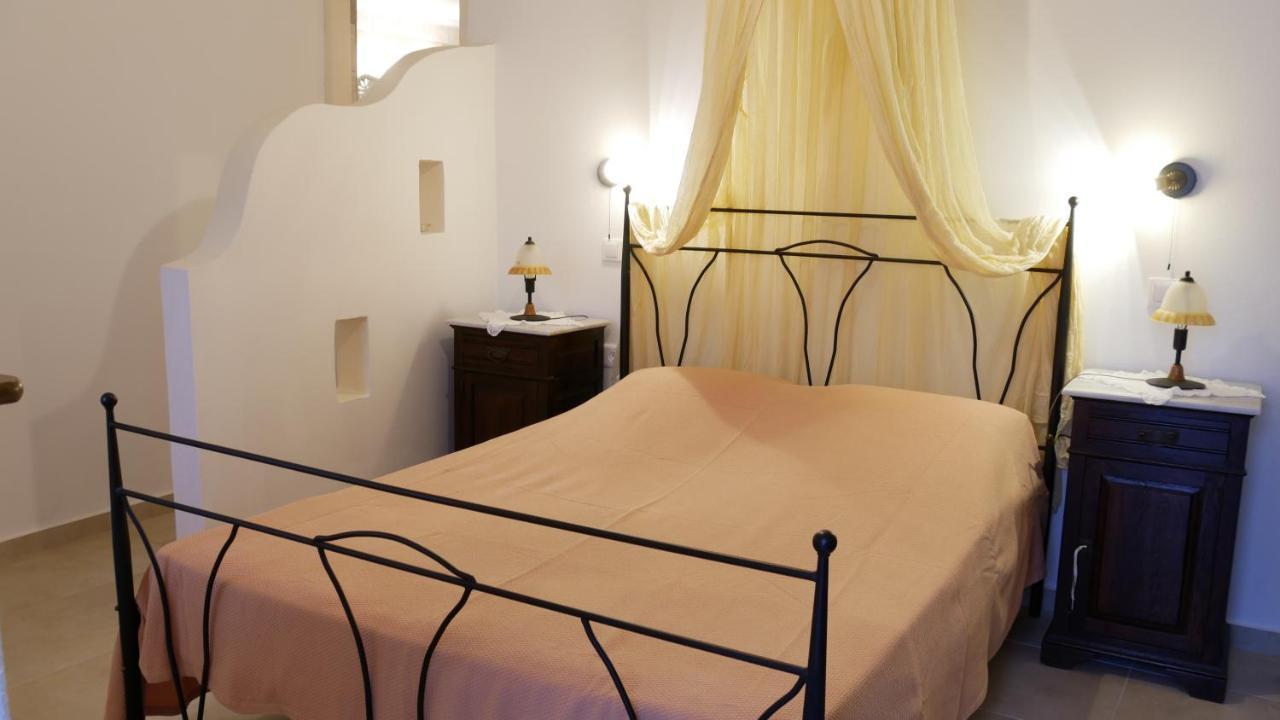Triovasálos Pepi'S Rooms מראה חיצוני תמונה