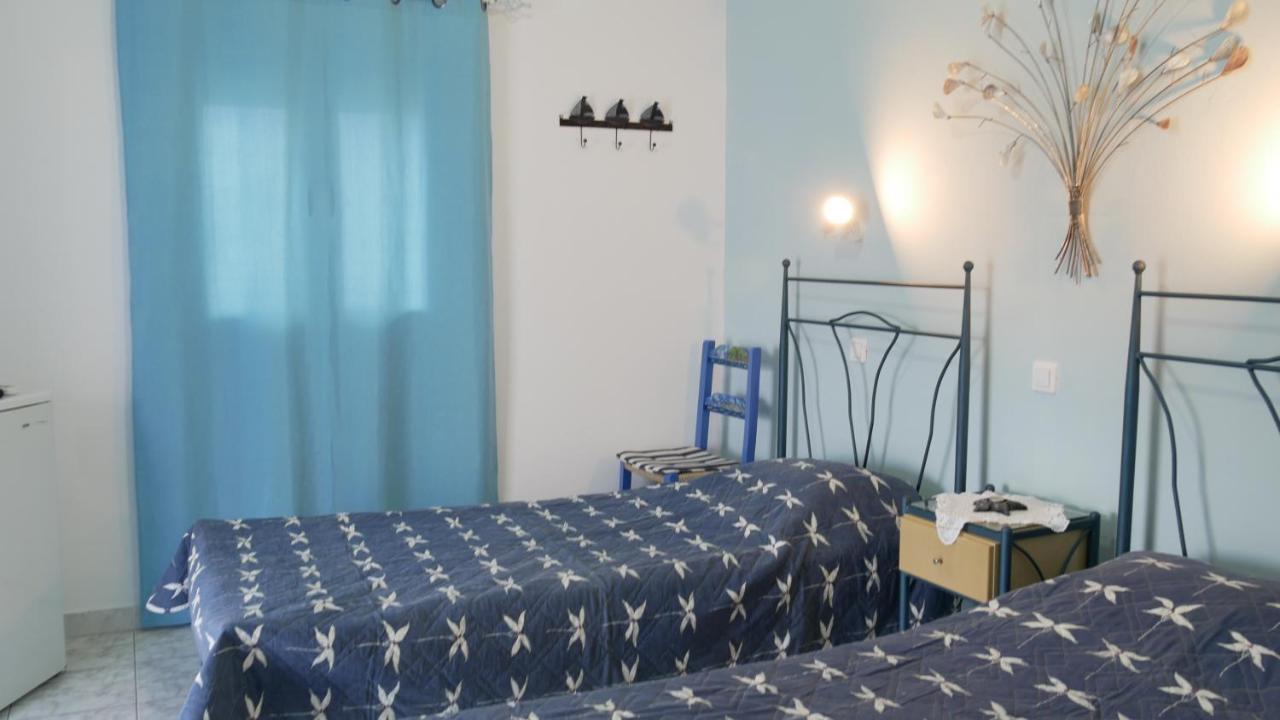 Triovasálos Pepi'S Rooms מראה חיצוני תמונה