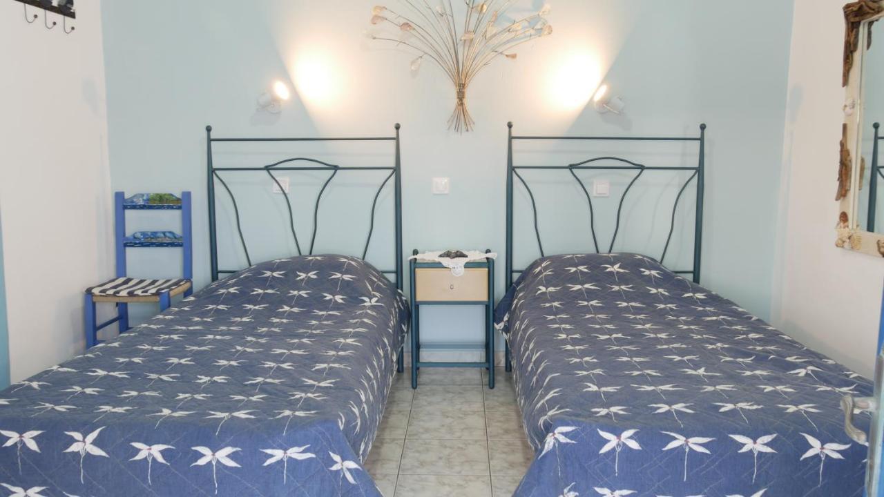 Triovasálos Pepi'S Rooms מראה חיצוני תמונה