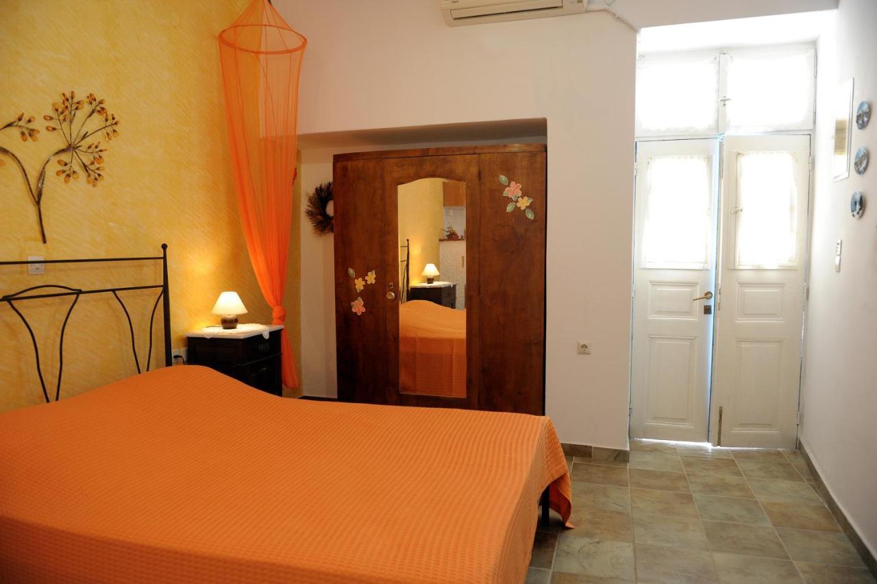 Triovasálos Pepi'S Rooms מראה חיצוני תמונה